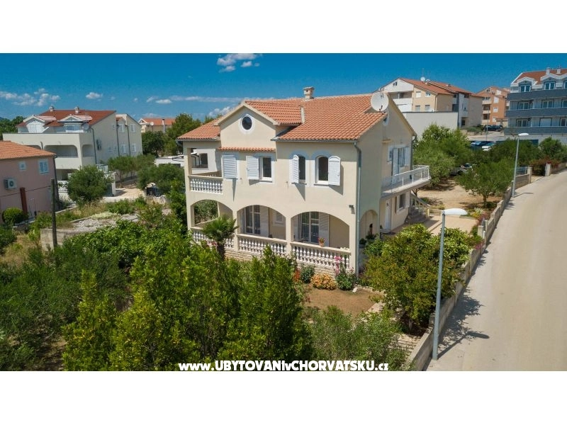 Apartments Duzelovi dvori  - Vodice