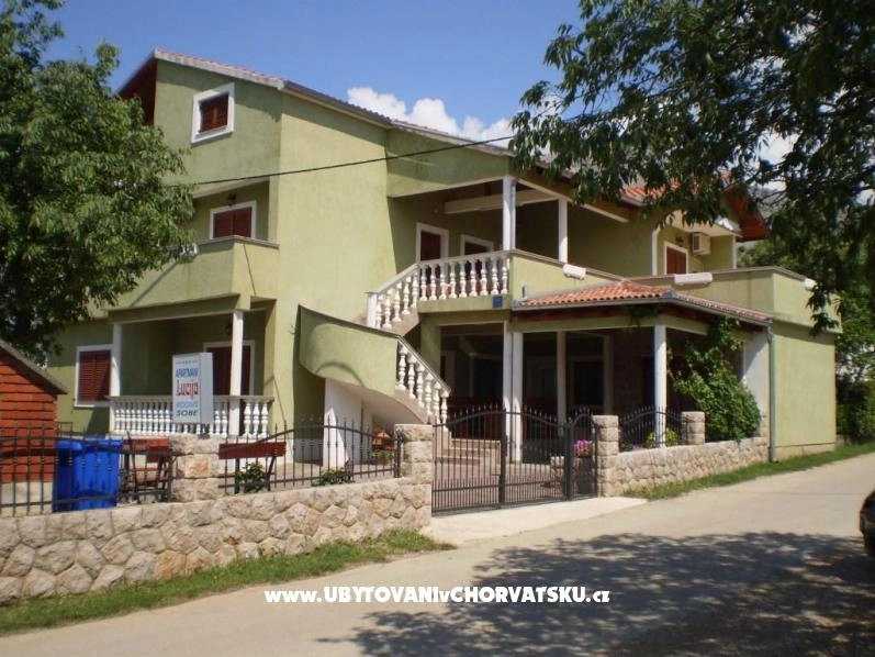 Apartmani Lucija - Starigrad Paklenica