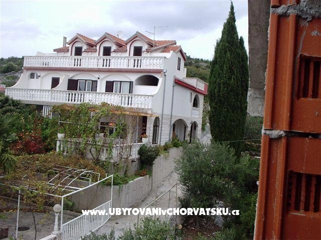 Apartmani Katica - Rogoznica